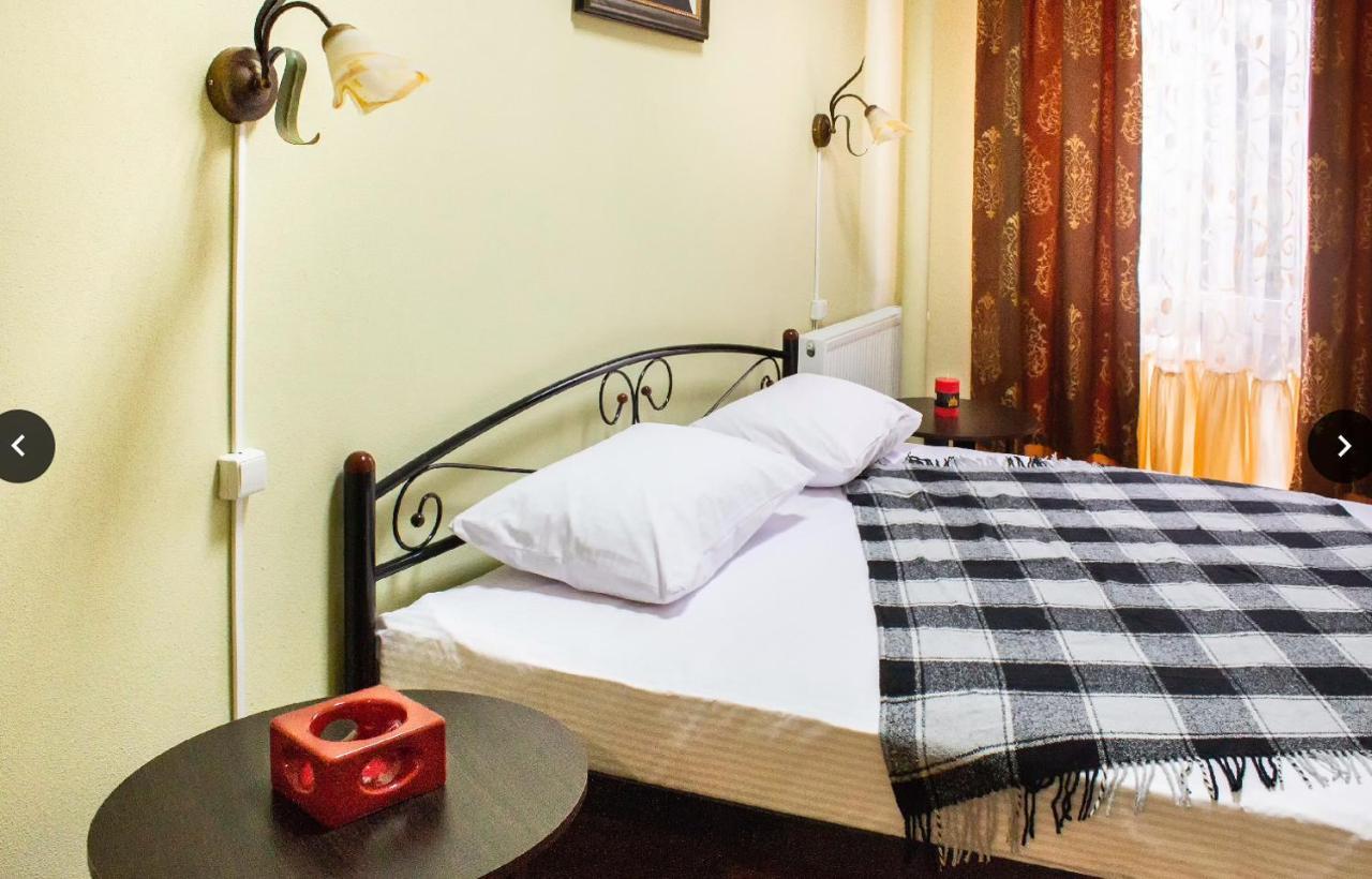 Hostel Koleso 敖德萨 外观 照片